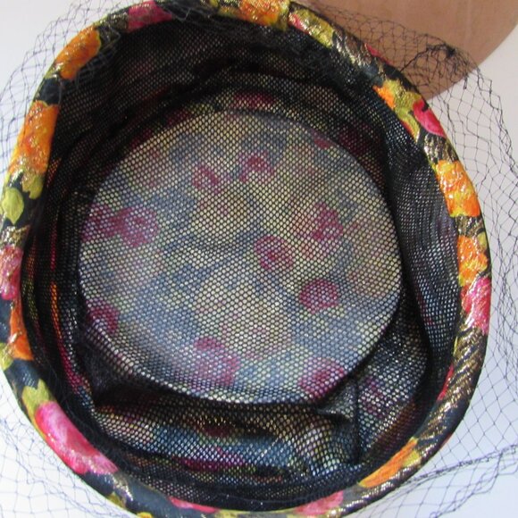 1960 Era Pill Box Hat Colorful Brocade Gold Threading - Picture 11 of 11